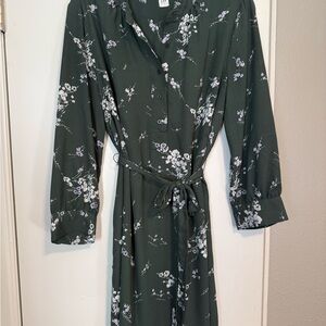 GAP Dark Green Floral Long Sleeve Dress